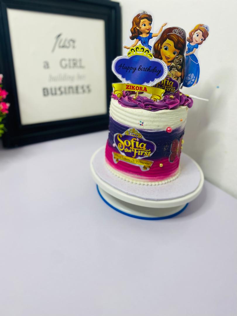 Sofia the First themed birthday cake by Cassy Bakes
