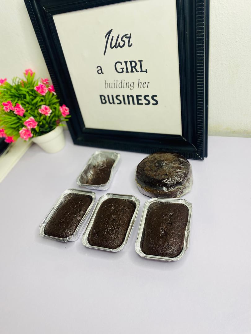 Chocolate brownies in aluminum containers